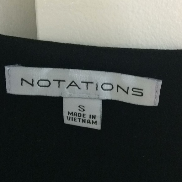 Black blouse - Picture 3 of 5